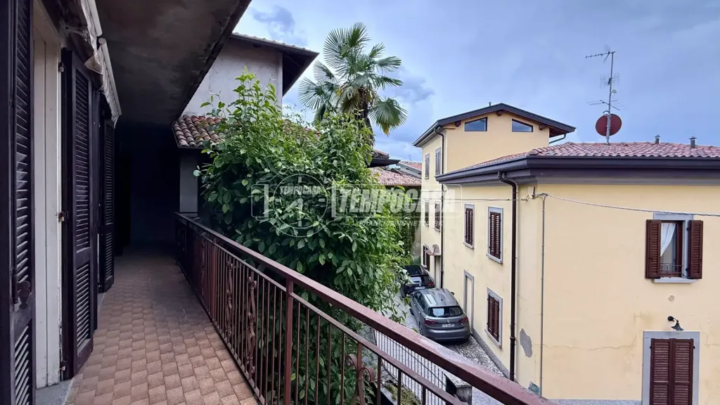 Rõdu - Trilocale with Terraces in Viganò