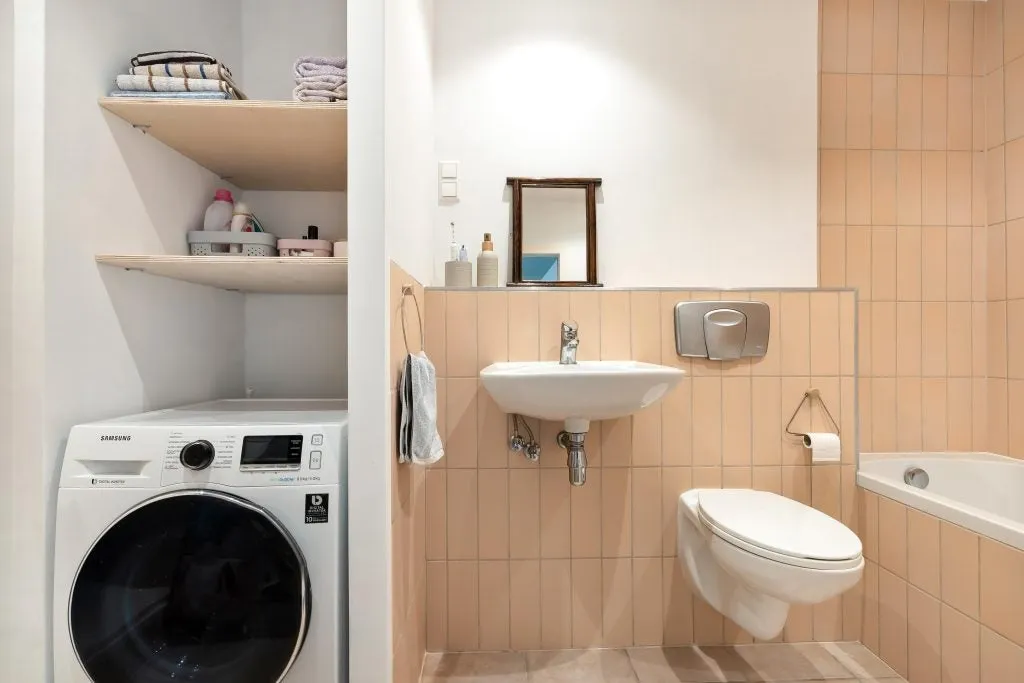 Studio Flat with Terrace in Delft