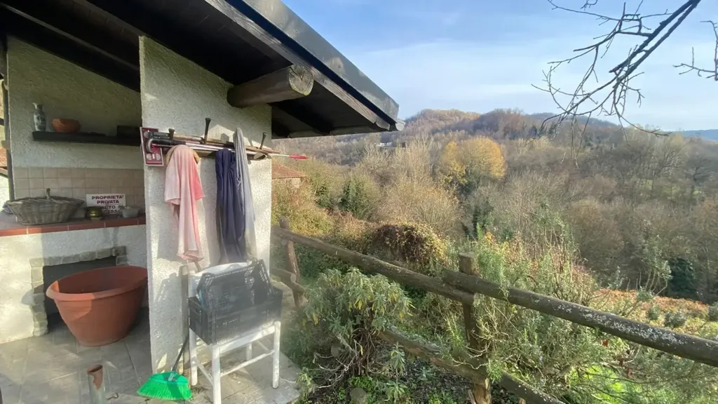 Terrasse - Rustic House with Workshop in Ponzone
