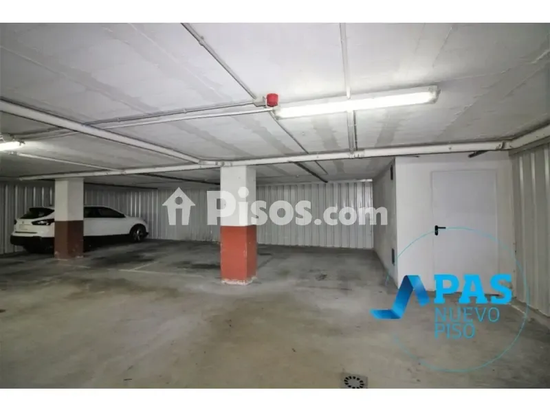 Garage - Bright Apartment with Bay View in Santander