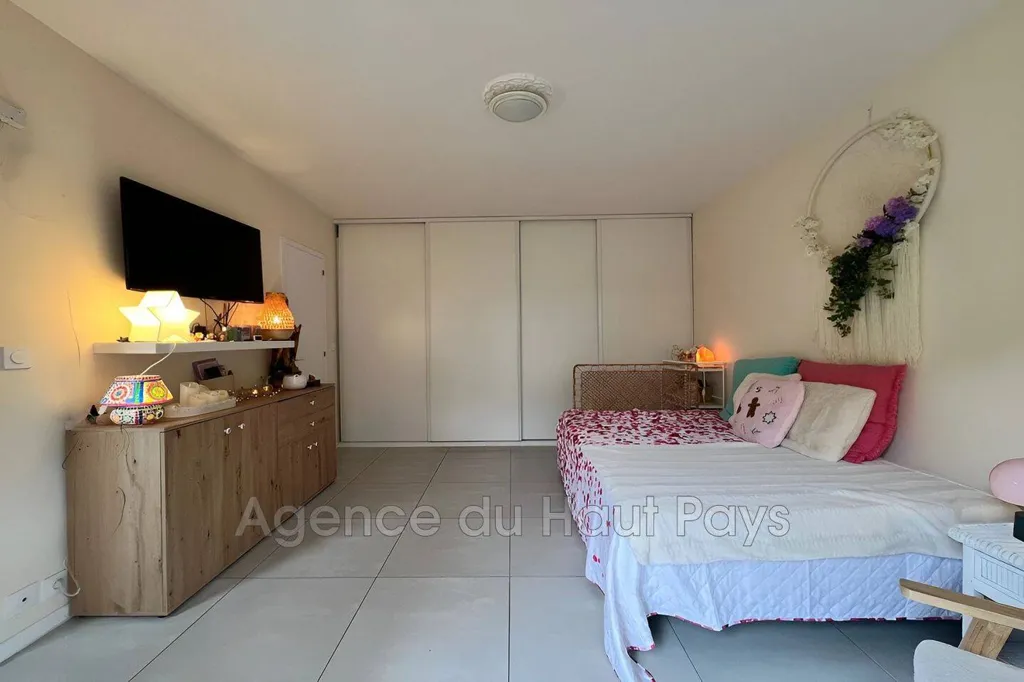 Chambres - Studio Rénové avec Jardinet à Cannes