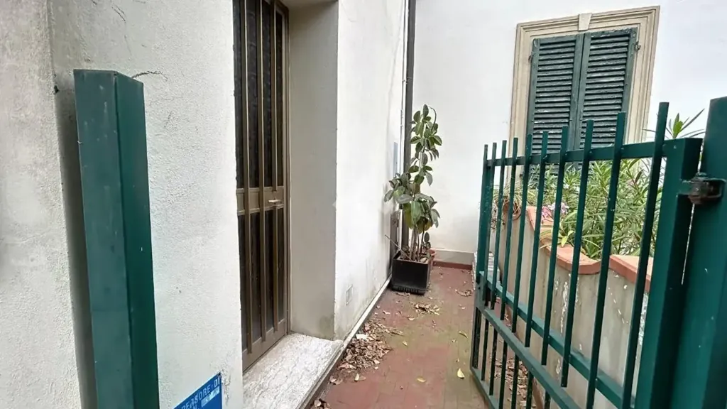 Balcone - Quadrilocale with Private Balcony in Pisa