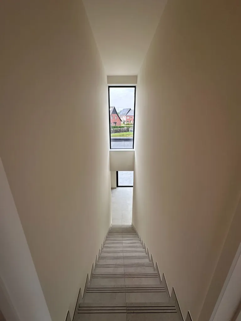 Pièces - Nouvelle Construction avec 3 Chambres à Mol