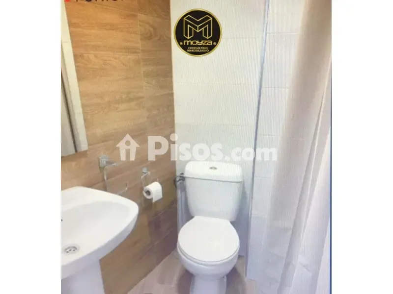 Salles de bain - Semi-Amuebled House with Terrace in Martos