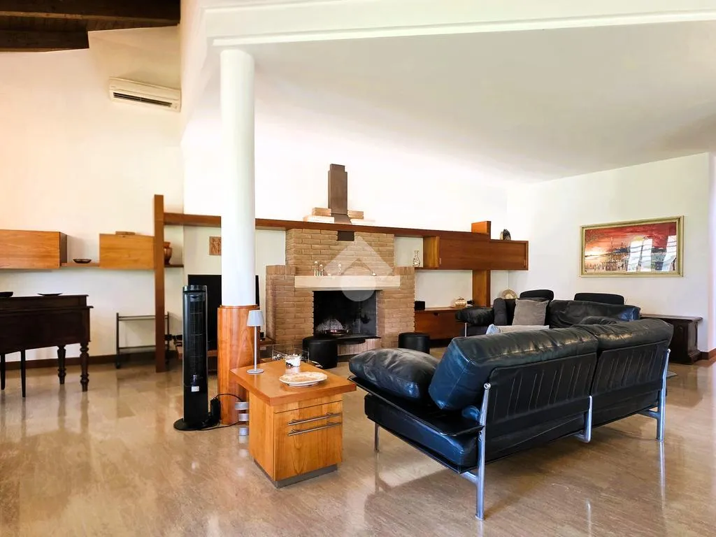 Elutuba - Villa with Private Park in Borgoforte