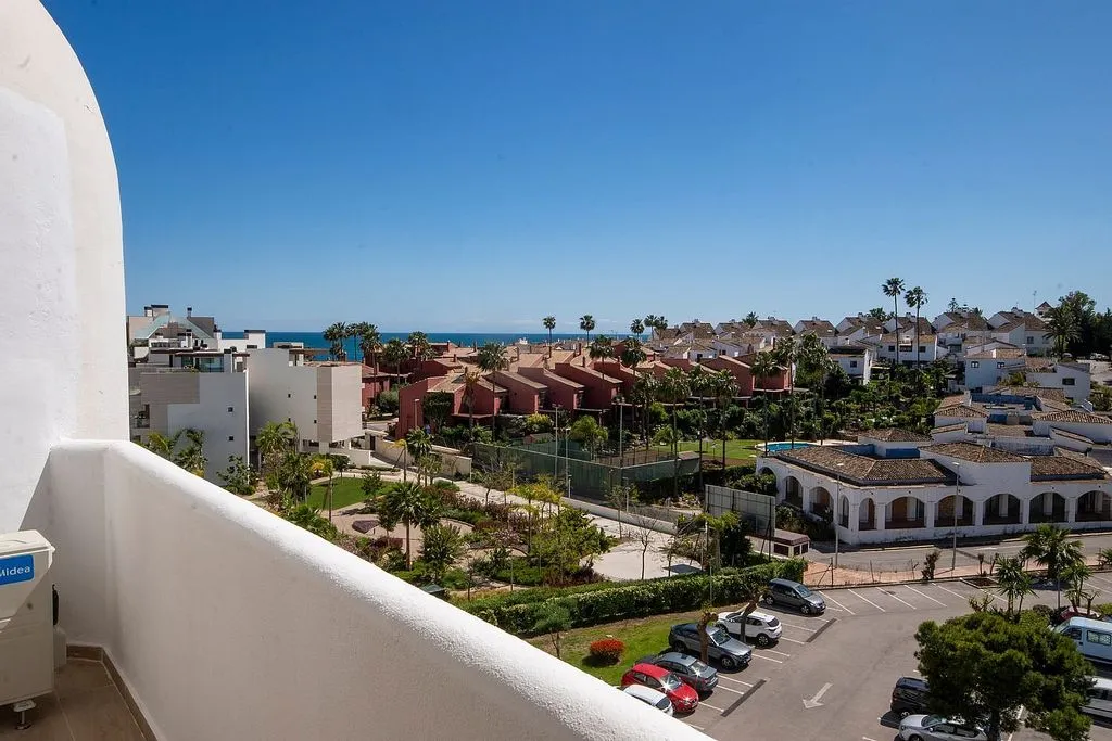 Balcon - Reformed Apartment with Pool in Estepona West