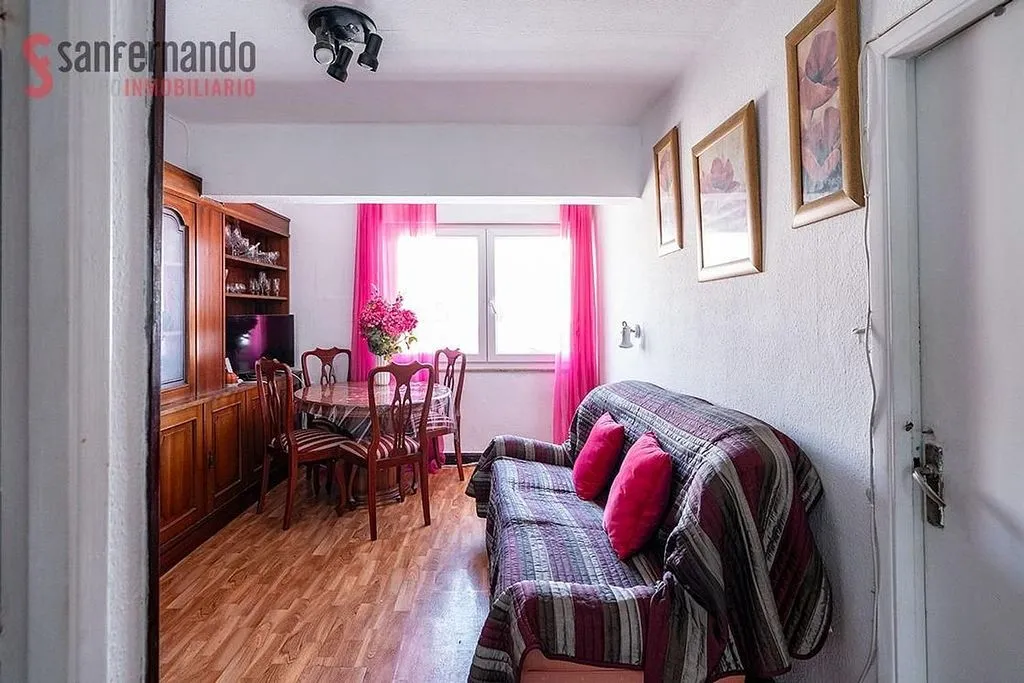 Elutuba - Apartment with Elevator in Cuatro Caminos