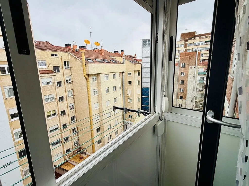 Rõdu - Bright Apartment with Patio in Valladolid