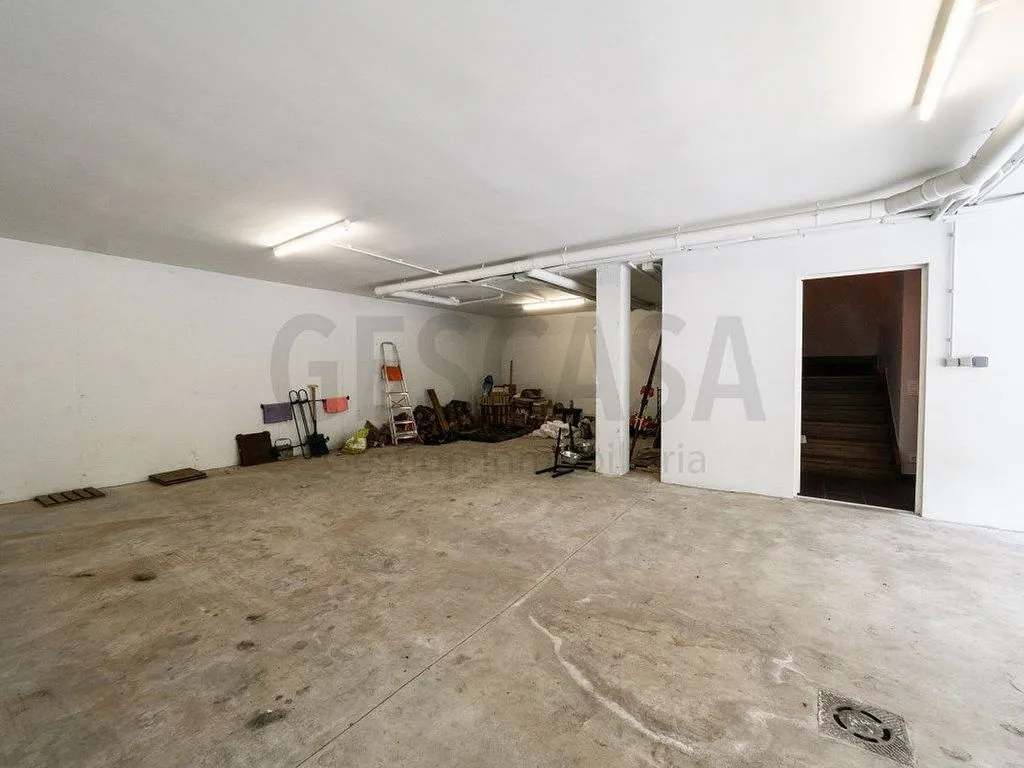 Garage - Luxury Chalet with Central Location in Vielha