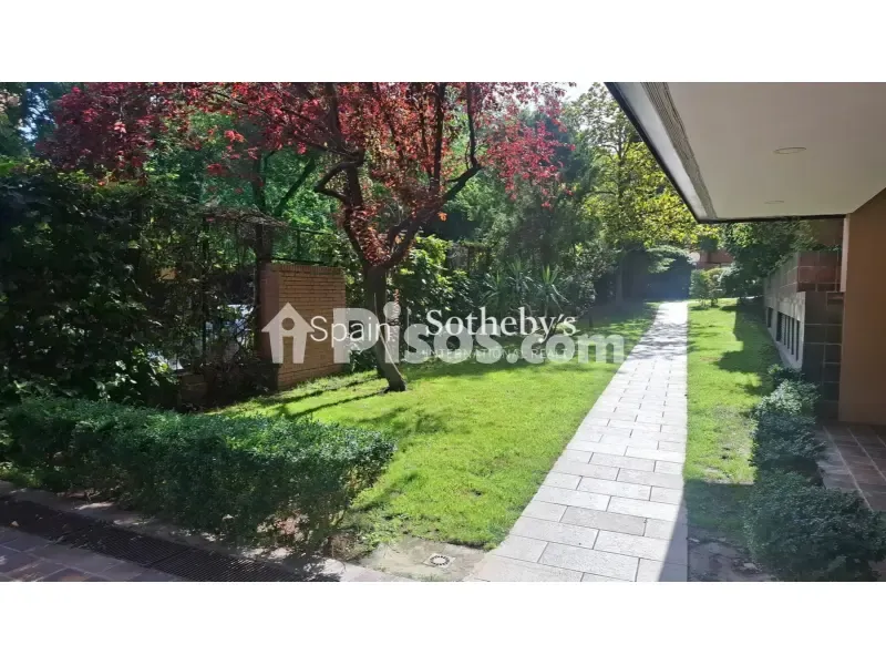 Giardino - Penthouse with Pool in Chamartín