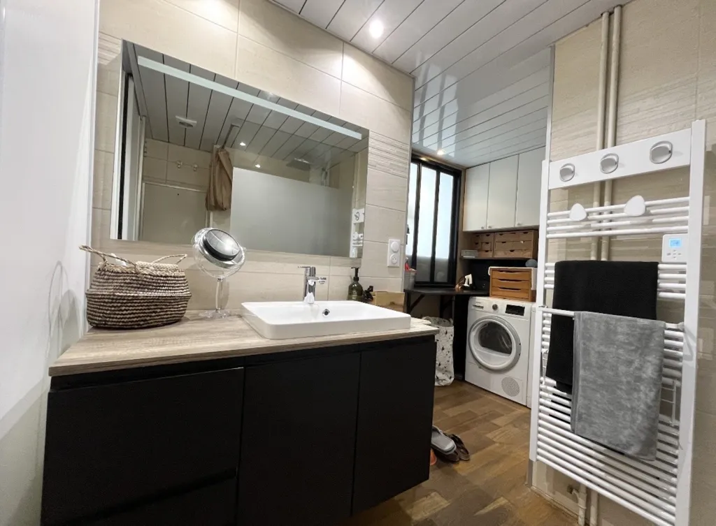 Vannitoad - Catalan T3 with Sea View Balcony in Marseille