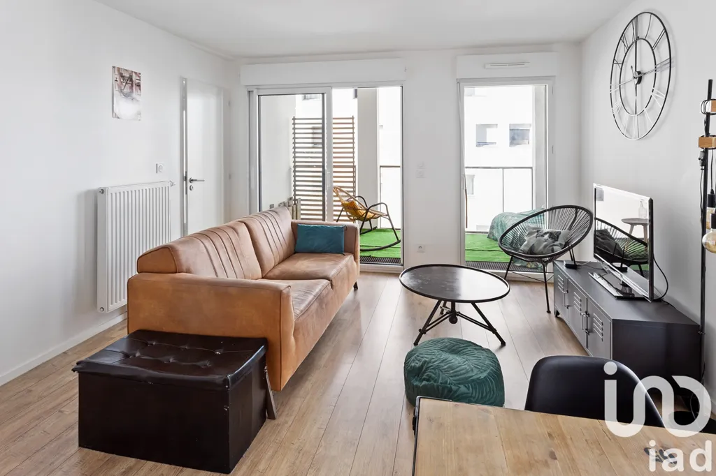 Séjour - Appartement Récemment Construit avec Balcon à Nantes