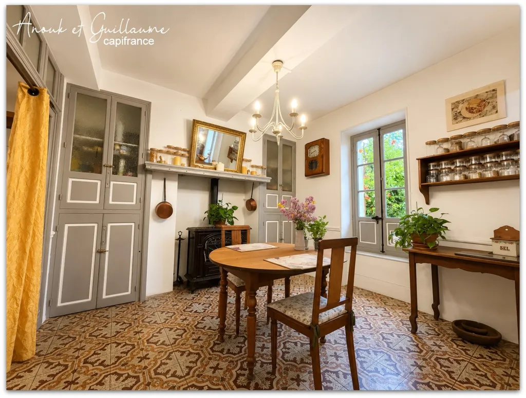 Salle à manger - Maison Vigneronne avec Garage à Roujan