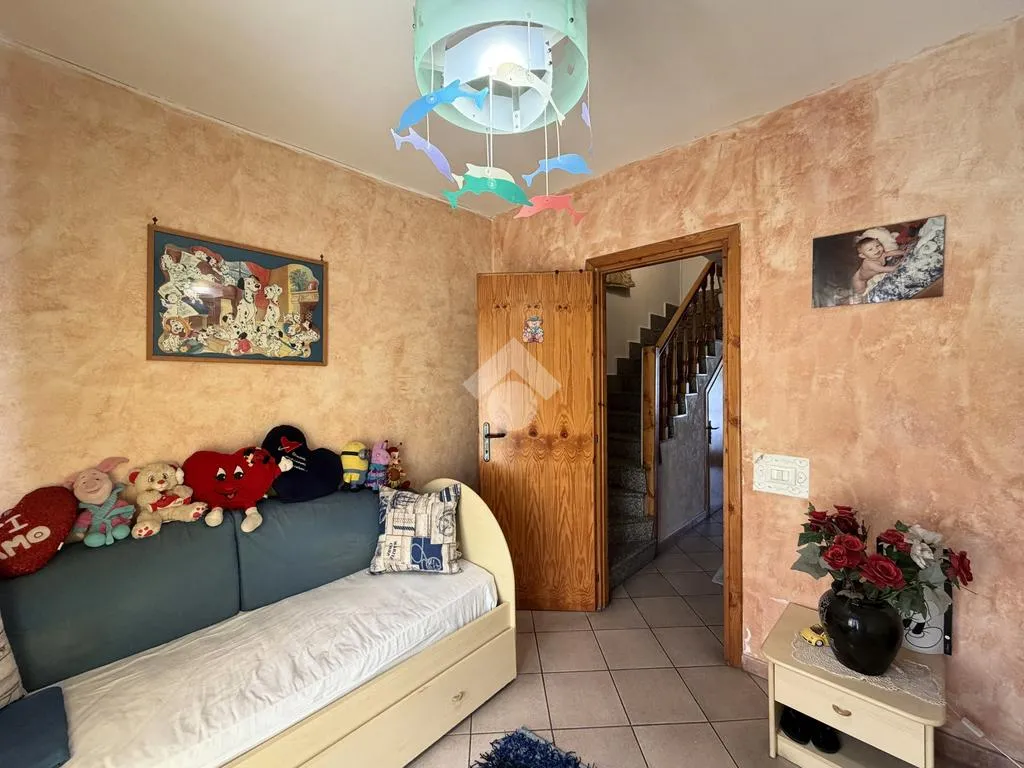 Magamistoad - Terraced Villa with Private Garden in Ardea
