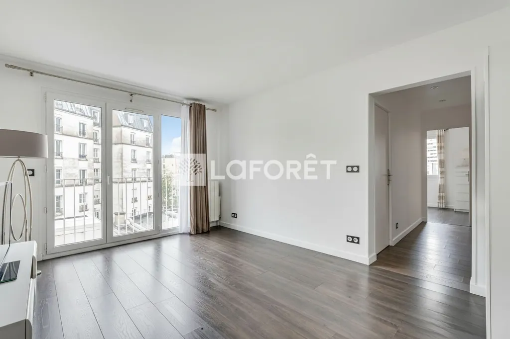 Chambres - Appartement 4 Pièces avec Balcon à Paris 12ème