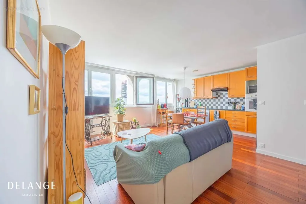 Soggiorno - 3-Bed Apartment with Panoramic View in Paris