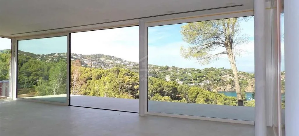Elutuba - Luxury Villa with Sea Views in Begur