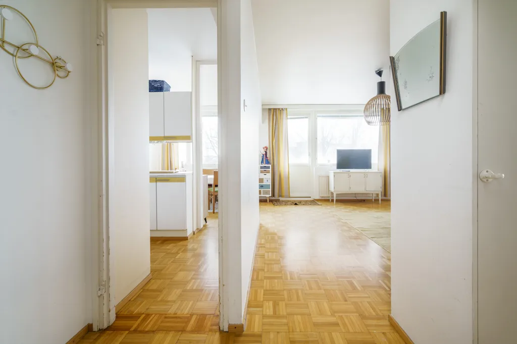 Esik - Apartment with Balcony in Forssa Centre