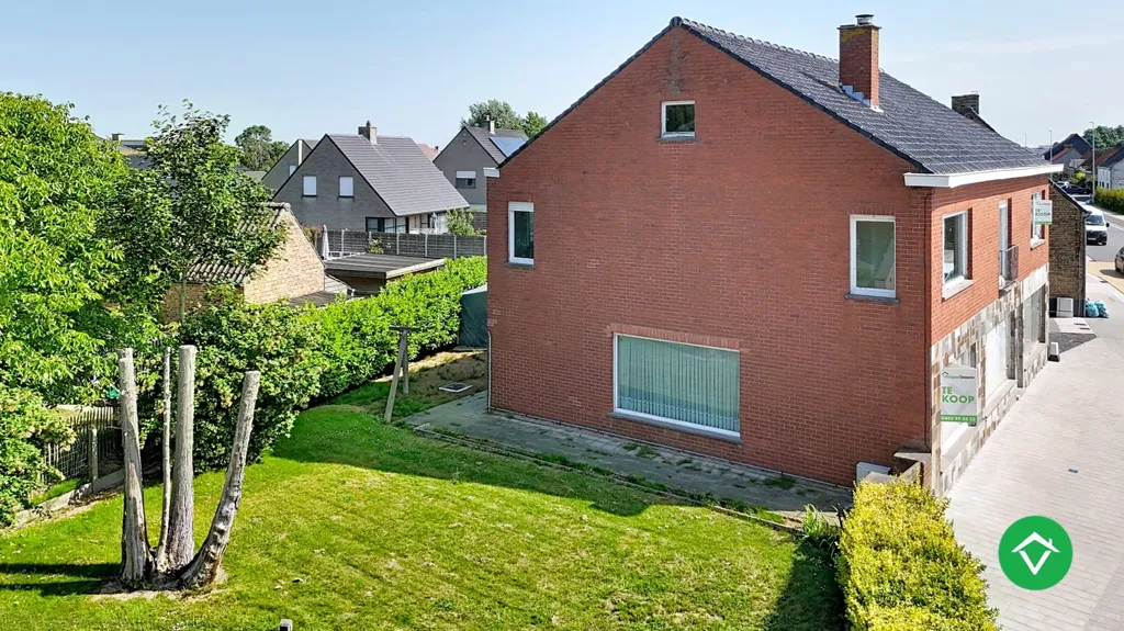Vue aérienne - Maison avec Polyvalente et Jardin à l'Ouest