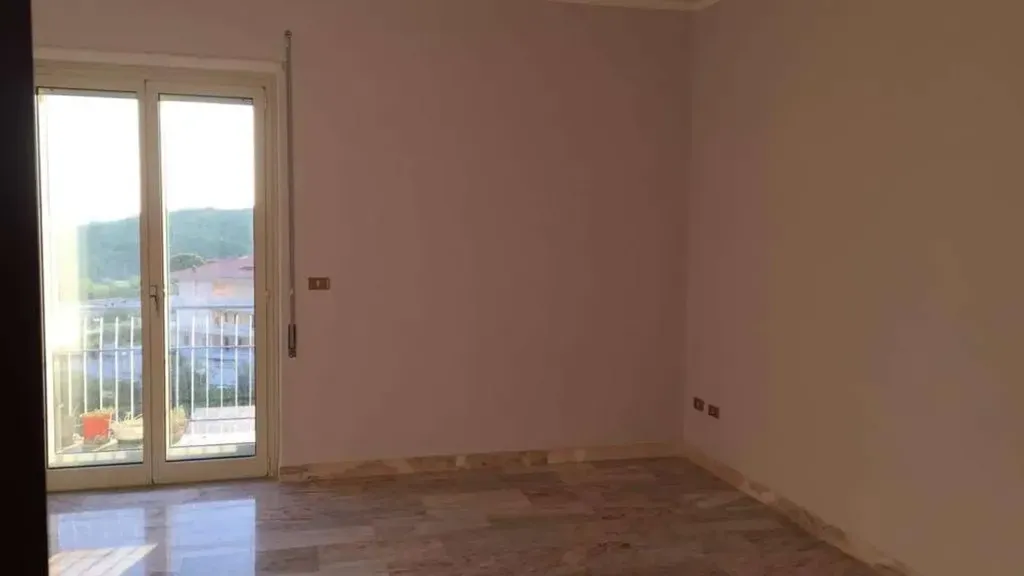 Pièces - Luxury Apartment with Mountain View in Sessa Aurunca