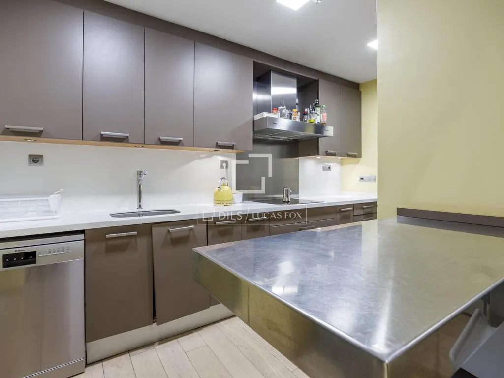 Kitchen - Refurbished Apartment with Terrace in Valencia