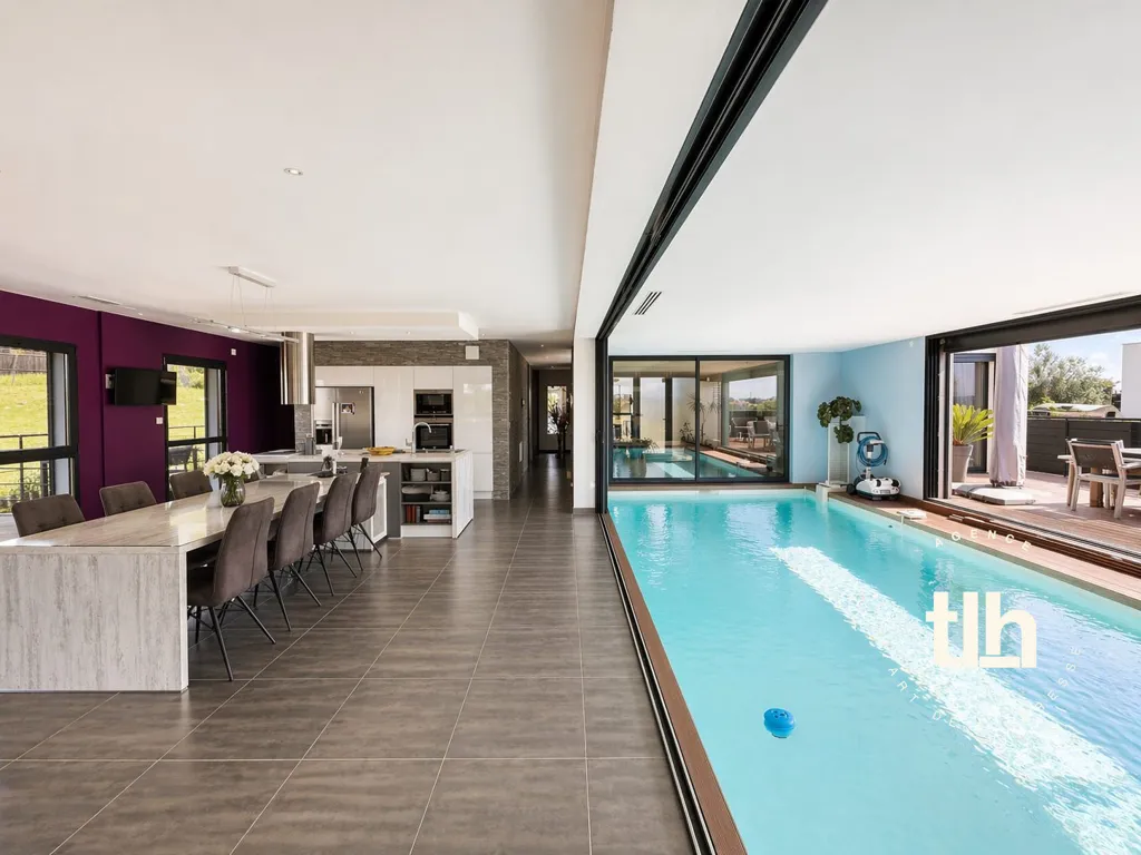 Bassein - Contemporary Villa with Pool near Montpellier