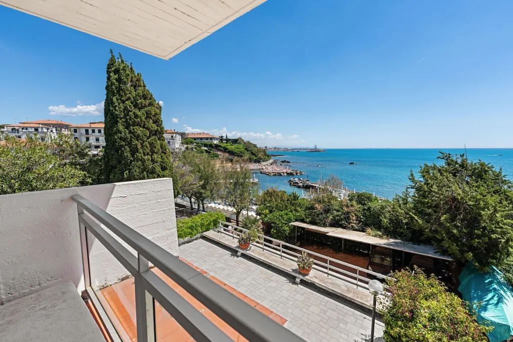 Balcone - Villa fronte mare con terrazze a Castiglioncello