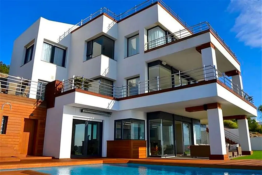 Bassein - Luxury Villa with Panoramic Views in La Duquesa