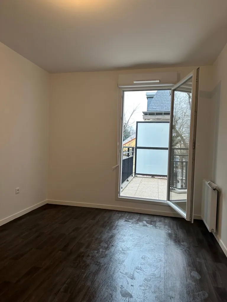 Toad - New T2 Apartment with Balcony in Créteil