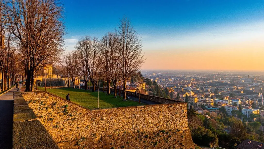 Historic Apartment with Convent Views in Bergamo