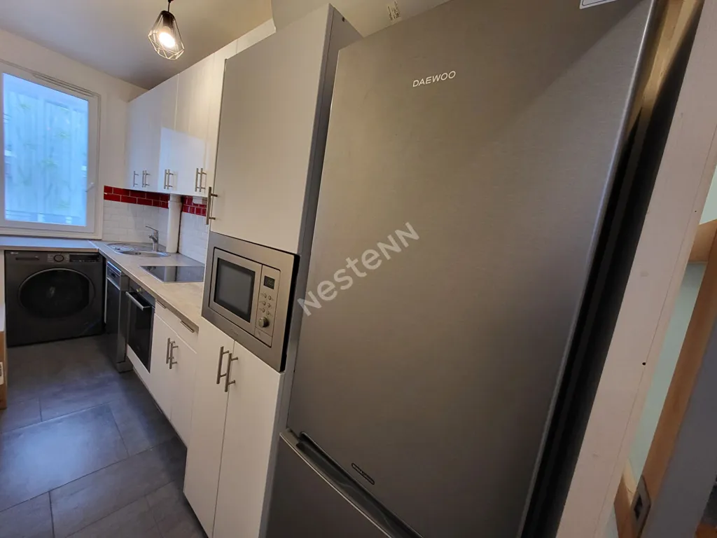 Cuisine - Appartement Meublé 3 Pièces Centre Puteaux