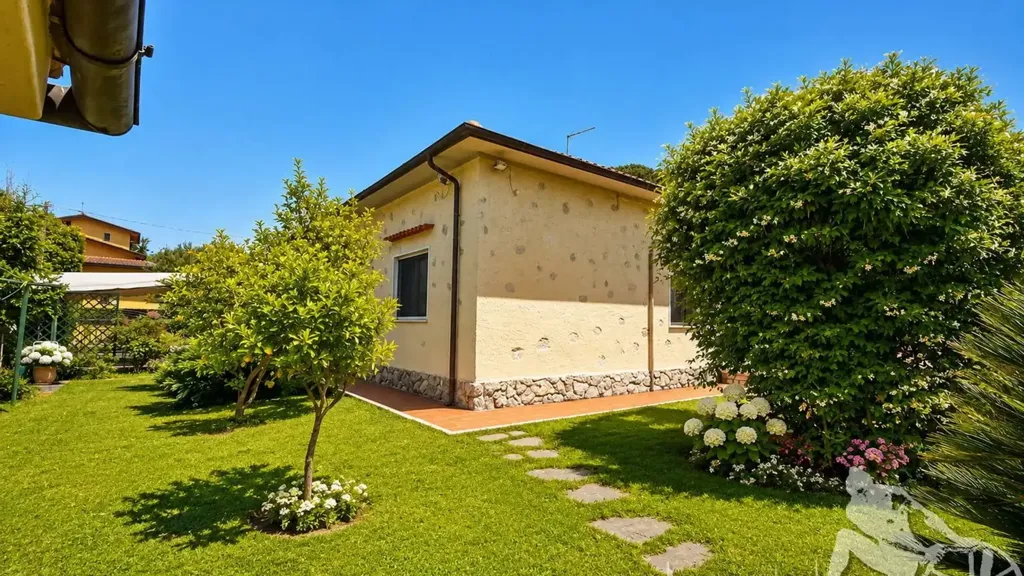 Jardin - Rustic Villa with Garden in Forte Dei Marmi
