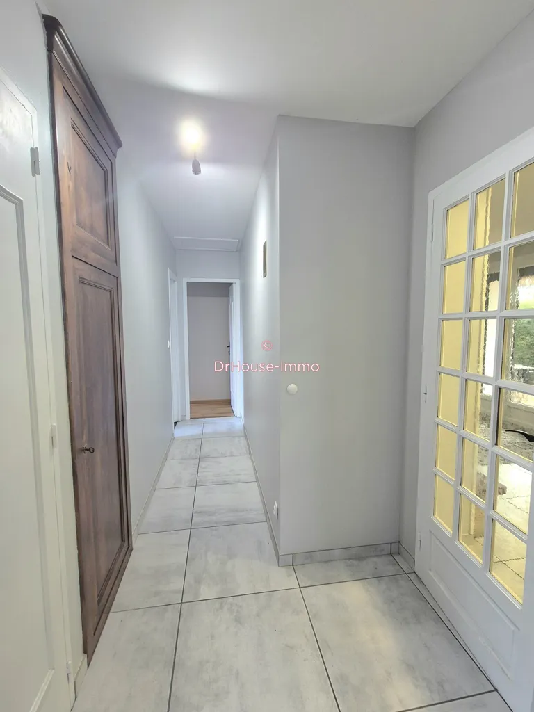 Hallway - Spacious House with Garden in Saint-Rémy
