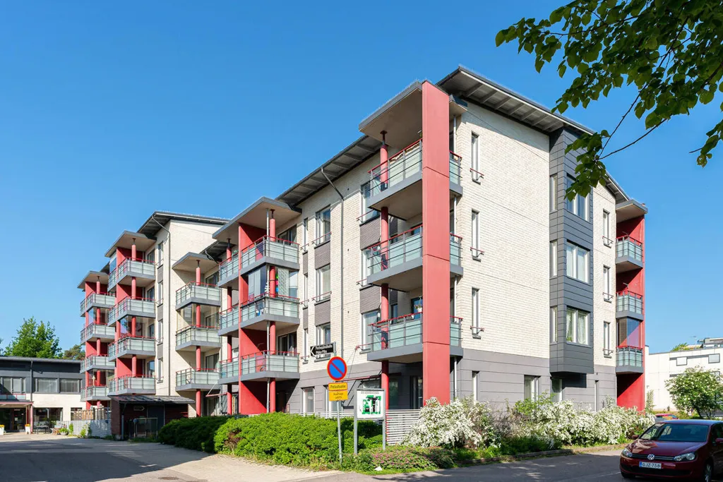 Exterior - Comfortable Flat with Balcony in Järvenpää Centre