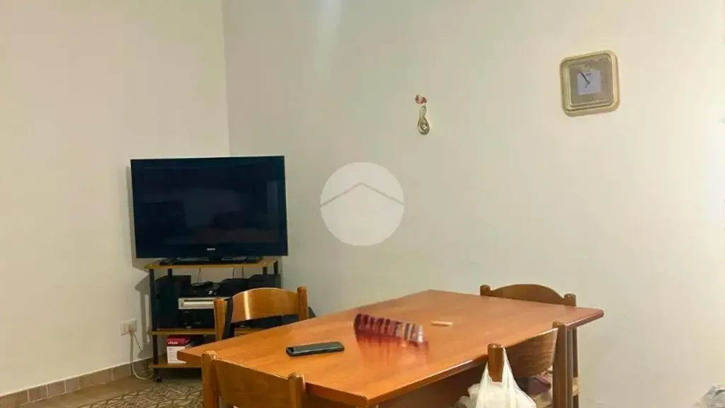Söögituba - Bright Bilocale with Garden View in Palermo