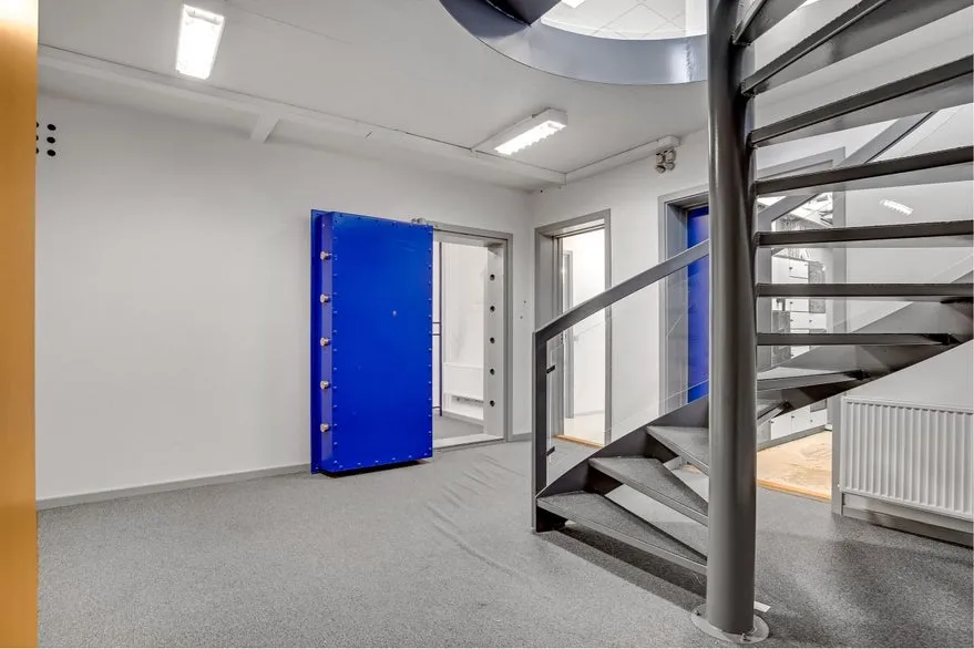 Toad - Retail Unit with Parking in Holstebro Centre