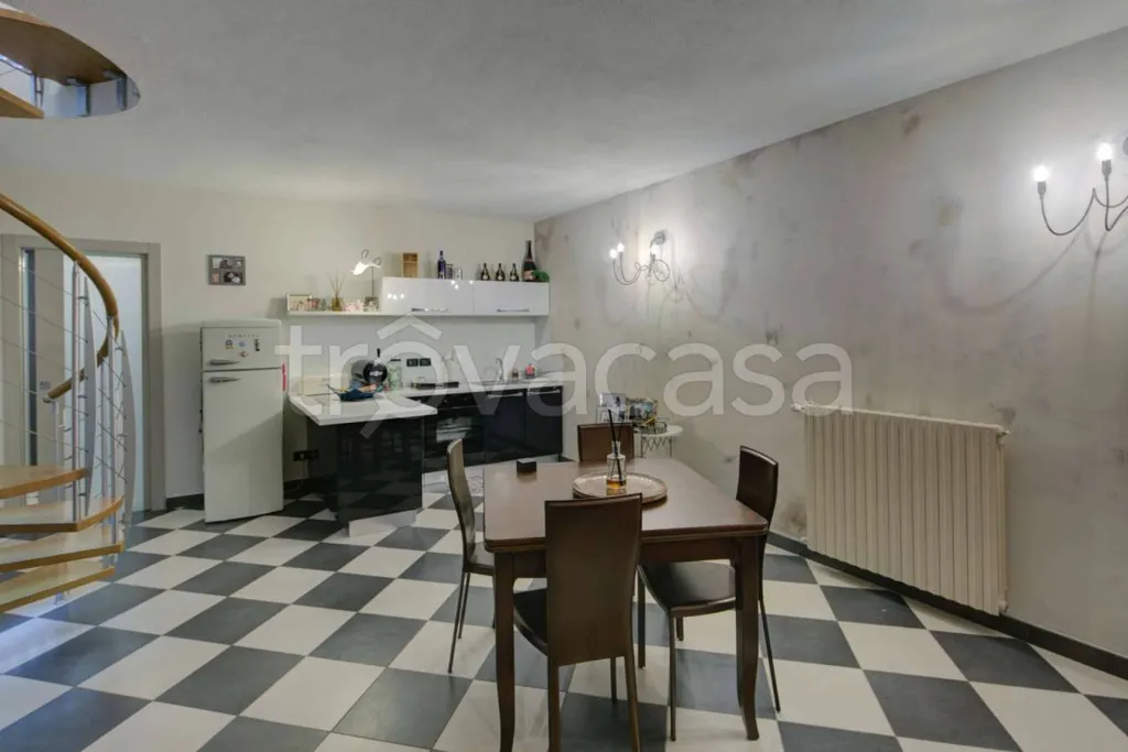 Salle à manger - Ground Floor Apartment with Garden in Moncalieri