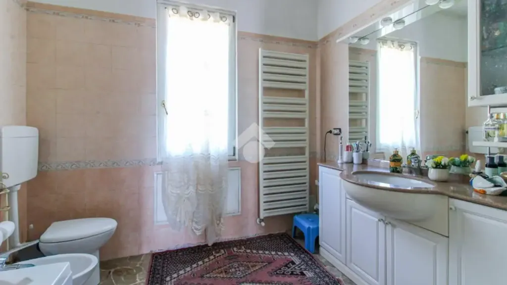Vannitoad - Bifamiliar Villa with Garden in Barghe