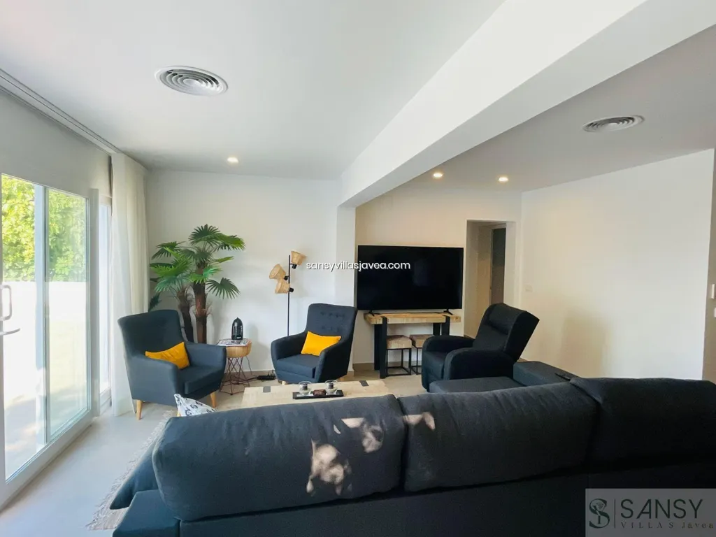 Elutuba - New Villa with Sea Views in Denia