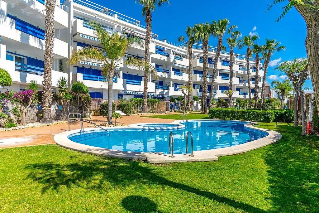 Piscine - T2 Apartment with Pool in Orihuela Costa