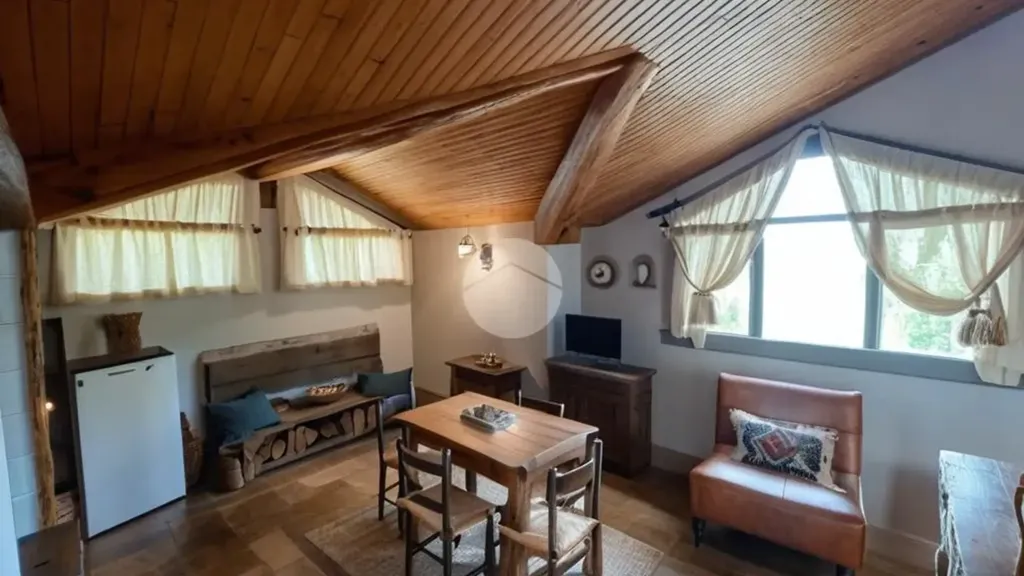 Salle à manger - Bright 2-Bedroom Apartment with Lift in Baiardo