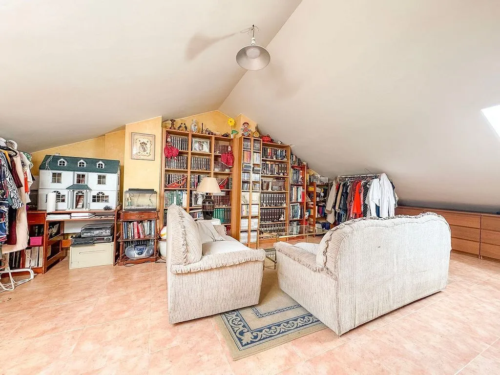 Toad - Pareded Chalet with Pool in Coimbra