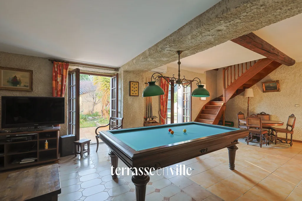 Séjour - Maison Familiale avec Jardin à Saint-Cyr-sur-Mer
