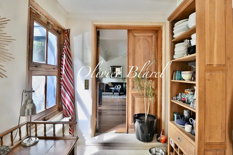Vannitoad - Character House with Garden in Croissy-sur-Seine