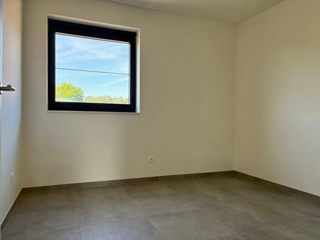 other_room
