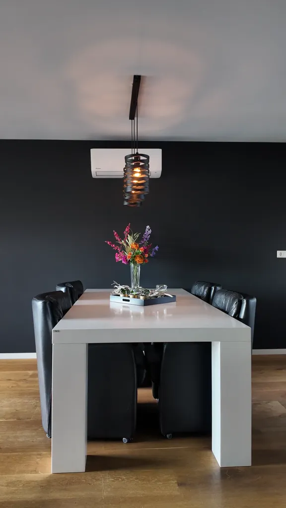Söögituba - Modern House with Office Space in Ameide