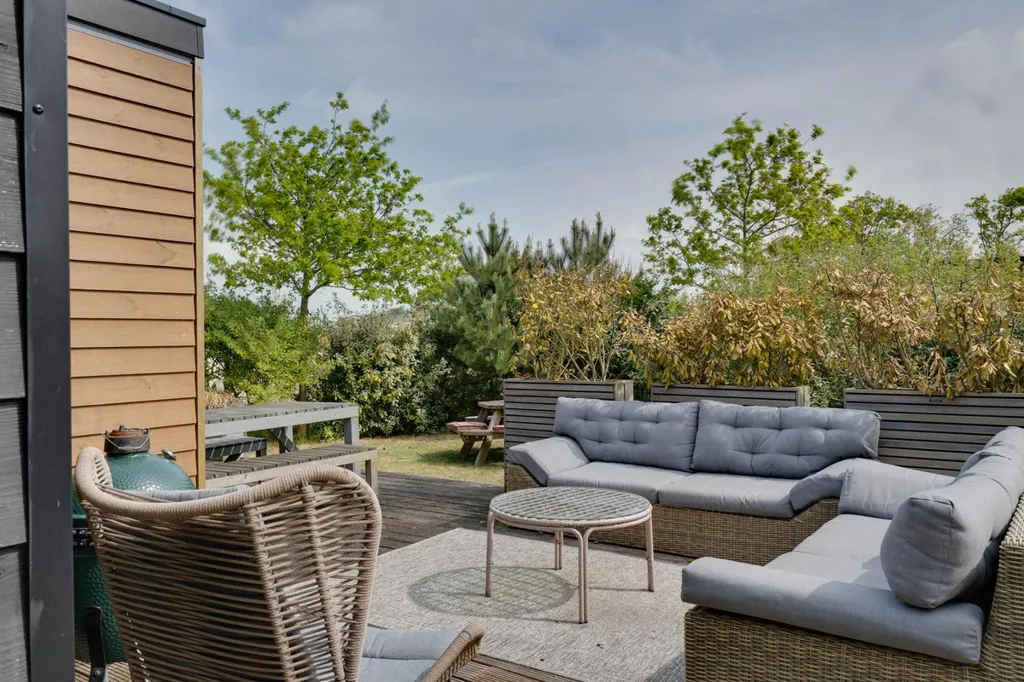 Terrasse - Bungalow with Garden in Ouddorp
