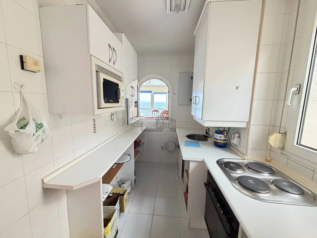 Cucina - Seafront Apartment with Terrace in Suances