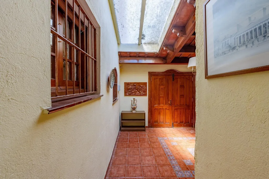 Entrée - Classic Style Villa with Pool in Caldes de Malavella