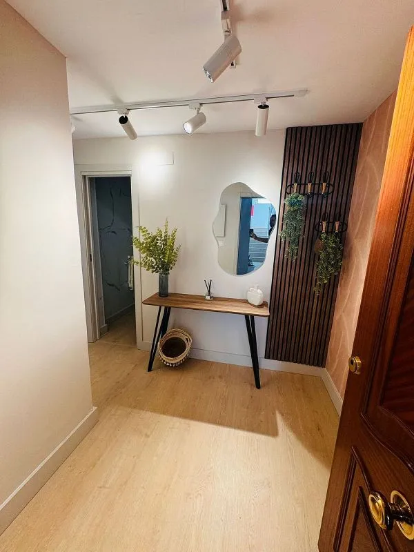 Esik - Modernised Flat with Terrace in Cartuja